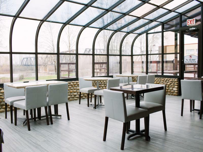 Ramada By Wyndham Whitecourt Hotell Exteriör bild